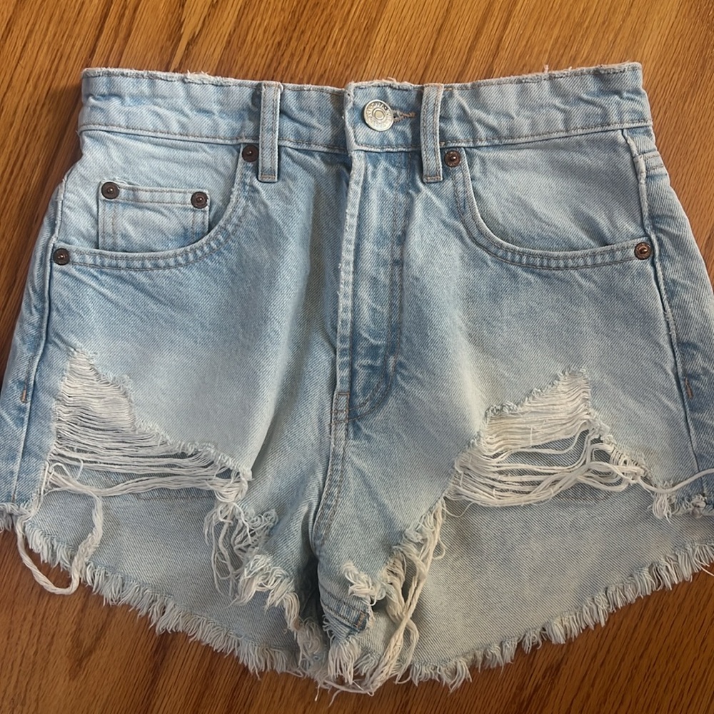 Zara size 2 Denim Blue Women's jean Shorts - Picture 5 of 6